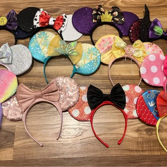 Authentic Minnie Mouse ears
